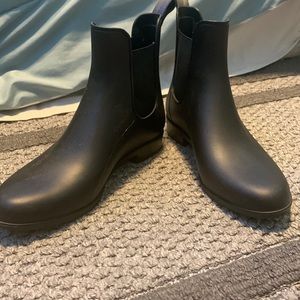 rain boots